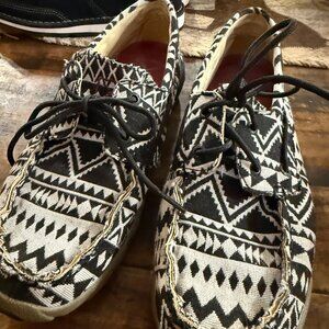 Twisted X Southwest Print Shoes